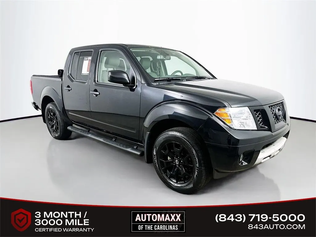 2021 Nissan Frontier SV Crew Cab 4X4 SWB's photo