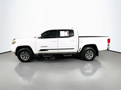 More photos of 2017 Toyota Tacoma SR5 at Automaxx of the Carolinas, SC
