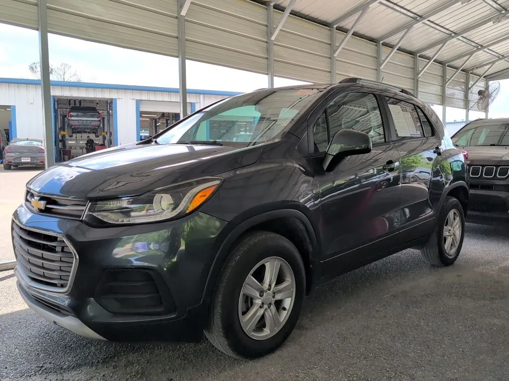 2022 Chevrolet Trax LT AWD's photo