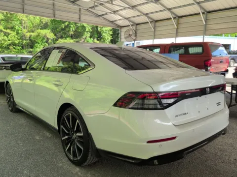More photos of 2023 Honda Accord Hybrid Touring at Automaxx of the Carolinas, SC