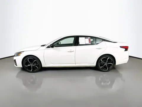More photos of 2024 Nissan Altima 2.5 SR at Automaxx of the Carolinas, SC