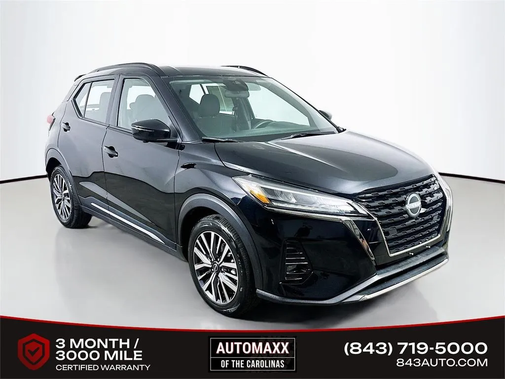 Black 2024 Nissan Kicks SR for sale in Summerville, SC