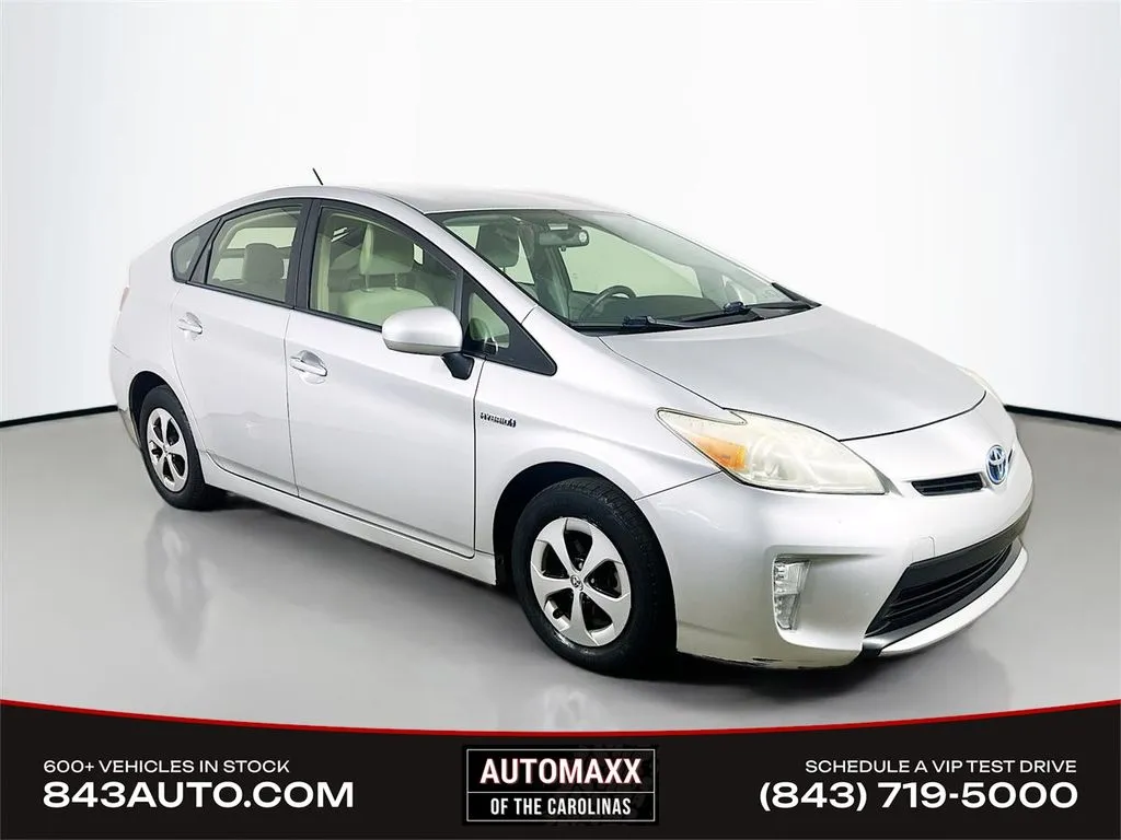2012 Toyota Prius Three's photo