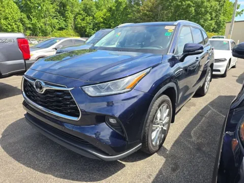Blue 2023 Toyota Highlander Limited for sale in Summerville, SC