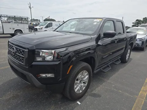 Black 2022 Nissan Frontier SV for sale in Summerville, SC