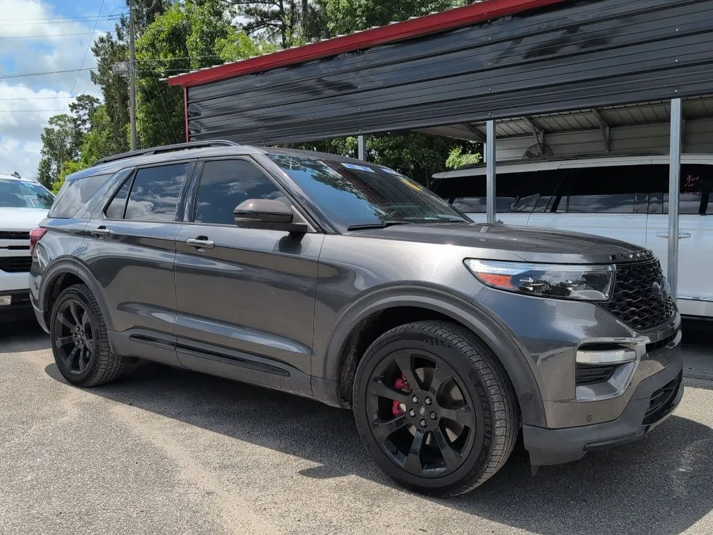 Vehicle Image 2