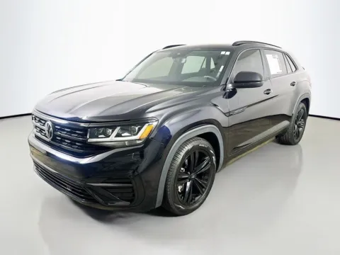 Another view of 2022 Volkswagen Atlas Cross Sport 3.6L V6 SEL R-Line for sale in Summerville, SC at Automaxx of the Carolinas