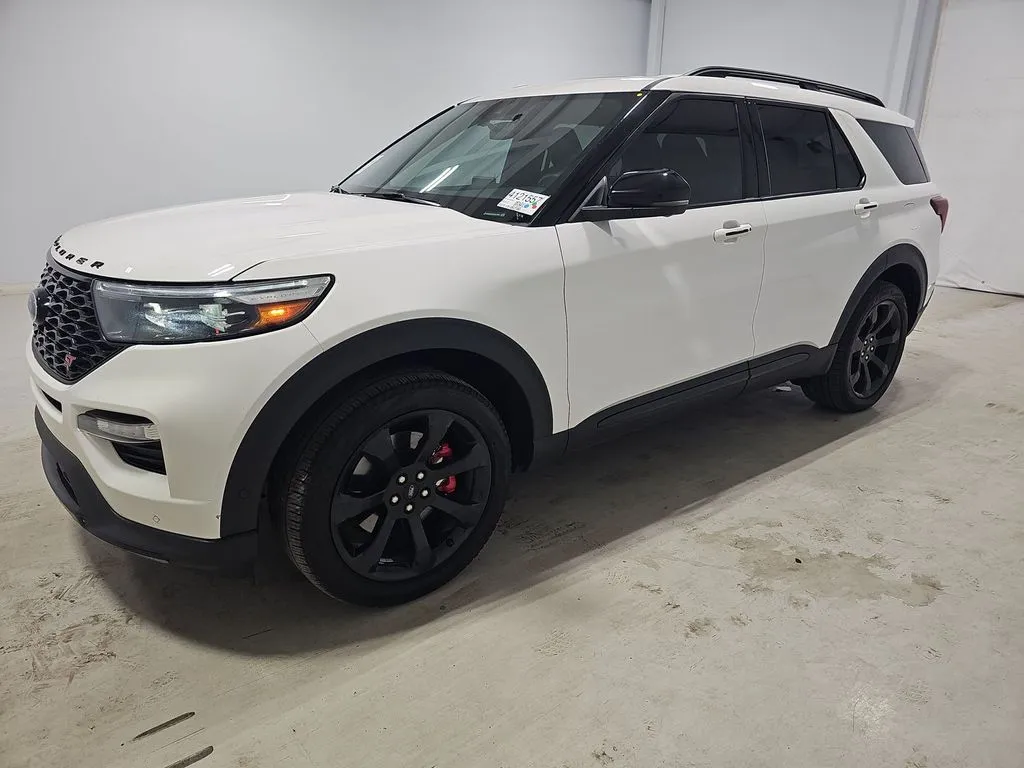 2022 Ford Explorer ST 4WD's photo
