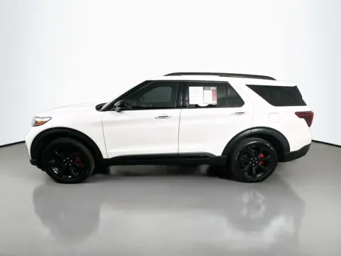 More photos of 2022 Ford Explorer ST at Automaxx of the Carolinas, SC