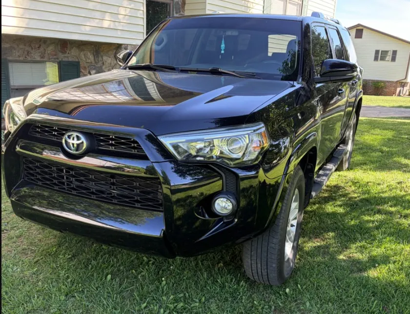 2017 Toyota 4Runner SR5 Premium 4x4 V6's photo