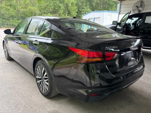 More photos of 2023 Nissan Altima 2.5 SV at Automaxx of the Carolinas, SC