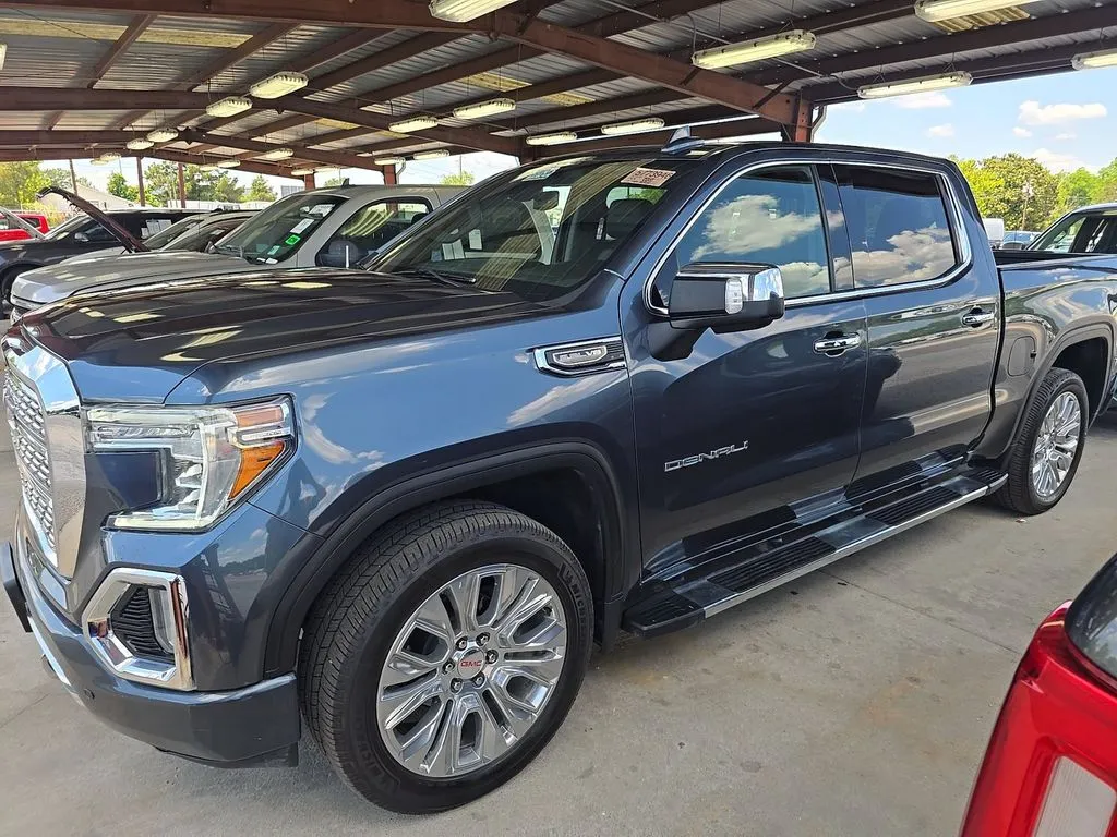 2021 GMC Sierra 4WD Crew Cab Short Box Denali's photo