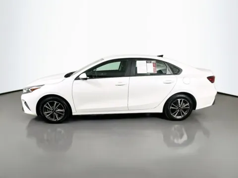 More photos of 2022 Kia Forte LXS at Automaxx of the Carolinas, SC