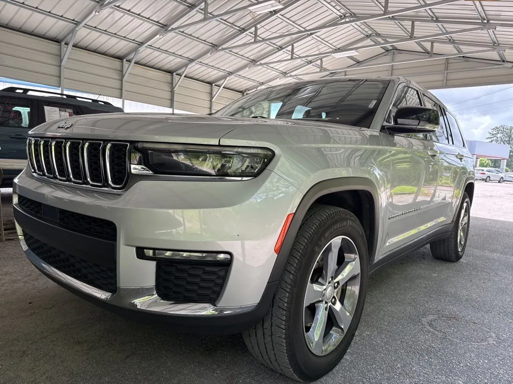 Silver 2021 Jeep Grand Cherokee L Limited for sale in Summerville, SC
