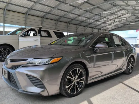 Gray 2020 Toyota Camry SE for sale in Summerville, SC