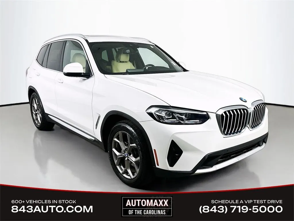 2022 BMW X3 sDrive30i's photo
