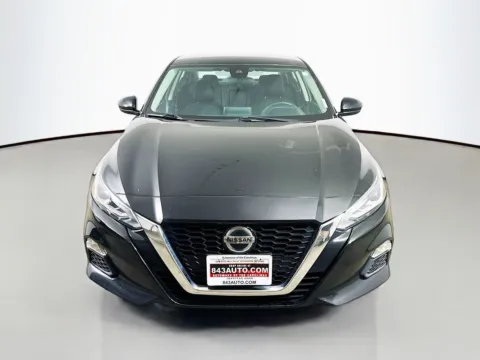 Photos of 2022 Nissan Altima 2.5 SV for sale in Summerville, SC at Automaxx of the Carolinas