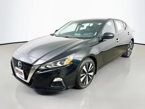 Another view of 2022 Nissan Altima 2.5 SV for sale in Summerville, SC at Automaxx of the Carolinas