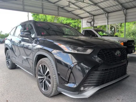 Photos of 2021 Toyota Highlander XSE for sale in Summerville, SC at Automaxx of the Carolinas