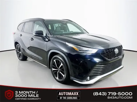 Black 2021 Toyota Highlander XSE for sale in Summerville, SC