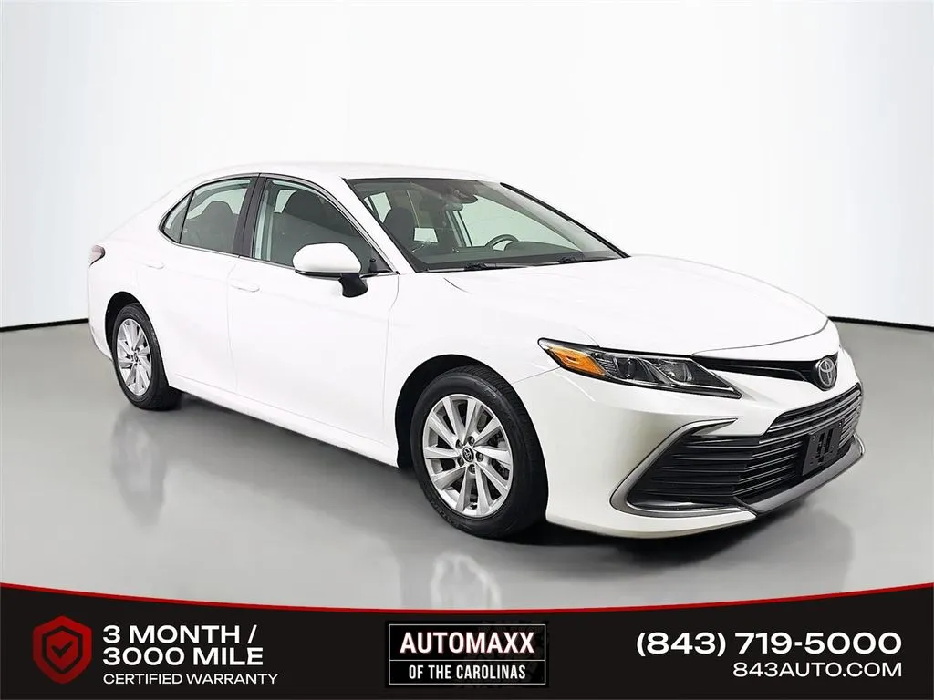 White 2022 Toyota Camry LE for sale in Summerville, SC
