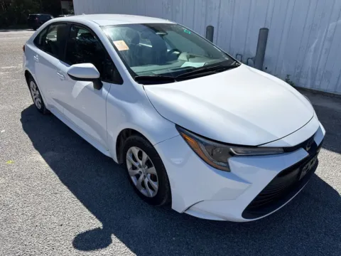 White 2023 Toyota Corolla LE for sale in Summerville, SC