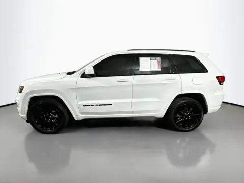 More photos of 2018 Jeep Grand Cherokee Altitude at Automaxx of the Carolinas, SC