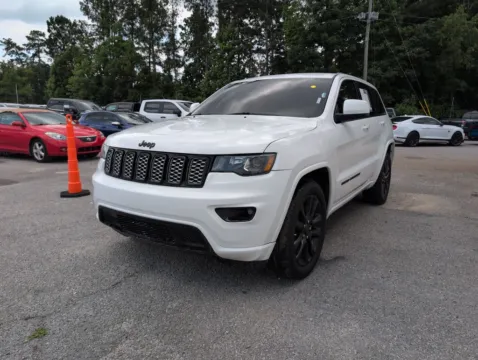 More photos of 2018 Jeep Grand Cherokee Altitude at Automaxx of the Carolinas, SC