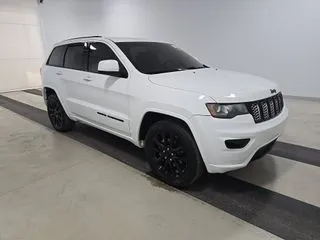 More photos of 2018 Jeep Grand Cherokee Altitude at Automaxx of the Carolinas, SC