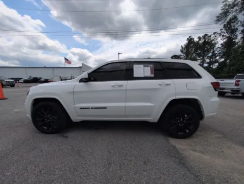 More photos of 2018 Jeep Grand Cherokee Altitude at Automaxx of the Carolinas, SC