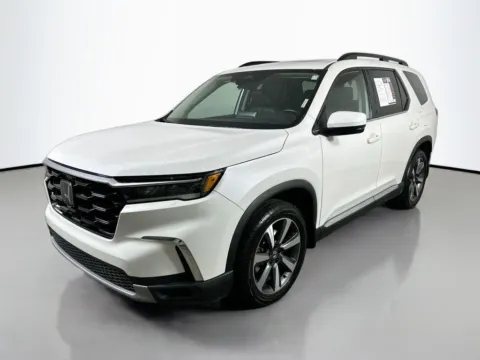 Another view of 2023 Honda Pilot Touring for sale in Summerville, SC at Automaxx of the Carolinas