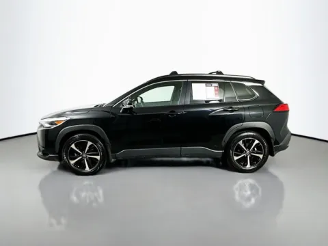 More photos of 2023 Toyota Corolla Cross Hybrid XSE at Automaxx of the Carolinas, SC