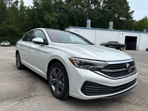 White 2023 Volkswagen Jetta 1.5T SE for sale in Summerville, SC