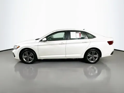 More photos of 2023 Volkswagen Jetta 1.5T SE at Automaxx of the Carolinas, SC