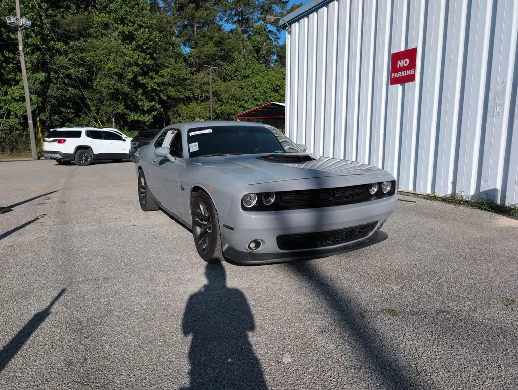 2020 Dodge Challenger R/T Scat Pack's photo