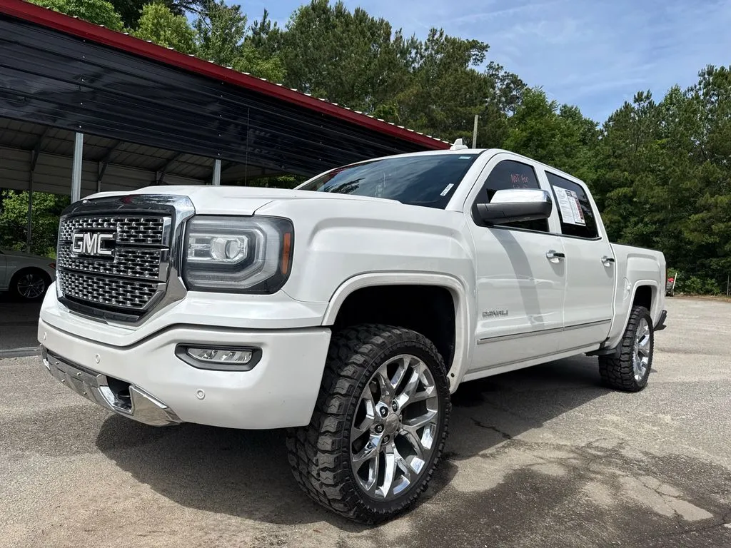2016 GMC Sierra 4WD Crew Cab Short Box's photo