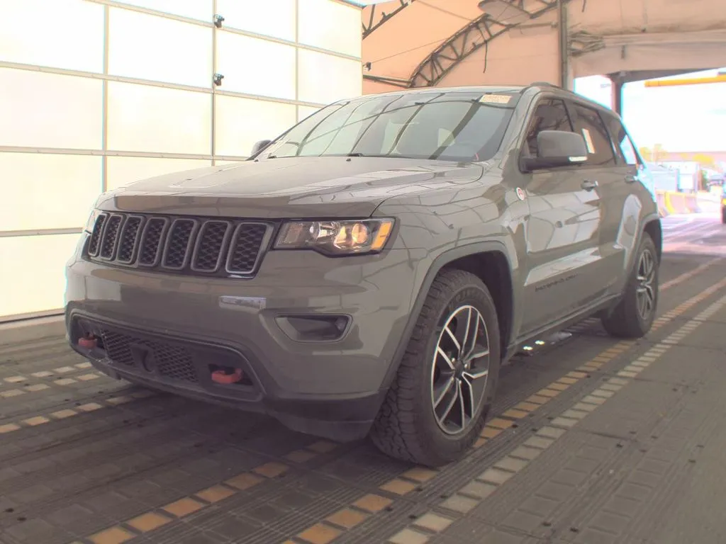 2021 Jeep Grand Cherokee Trailhawk 4WD's photo