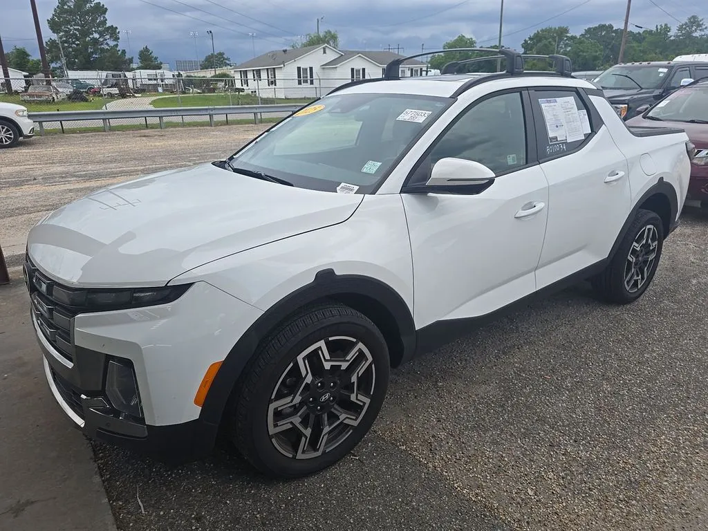 White 2025 Hyundai Santa Cruz Limited for sale in Summerville, SC