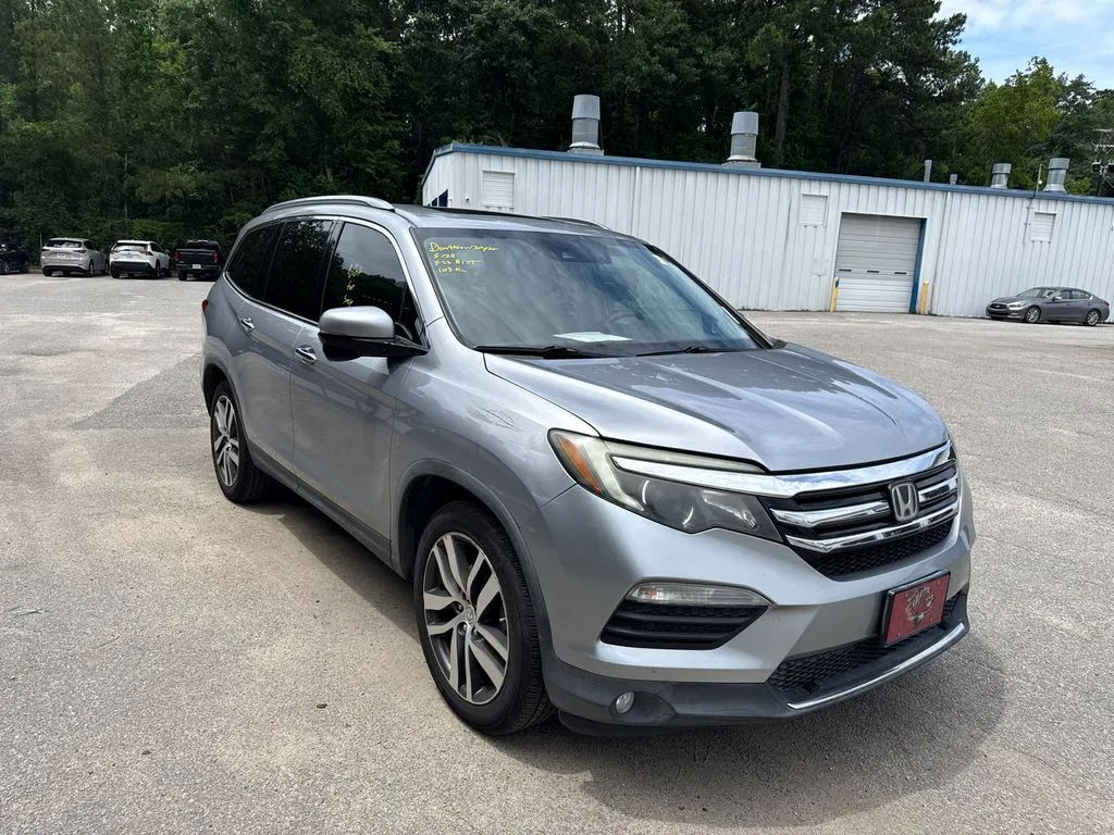 2017 Honda Pilot 2WD Touring's photo