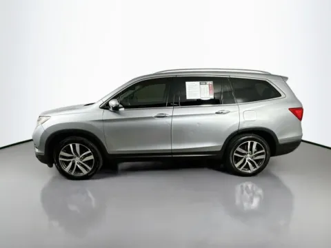 More photos of 2017 Honda Pilot Touring at Automaxx of the Carolinas, SC