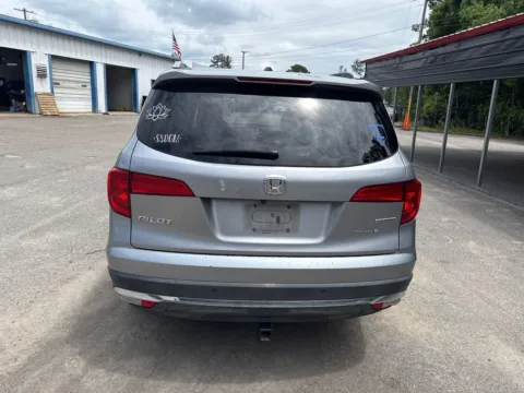 More photos of 2017 Honda Pilot Touring at Automaxx of the Carolinas, SC
