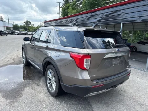 More photos of 2021 Ford Explorer XLT at Automaxx of the Carolinas, SC
