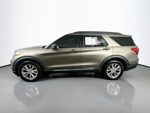 More photos of 2021 Ford Explorer XLT at Automaxx of the Carolinas, SC
