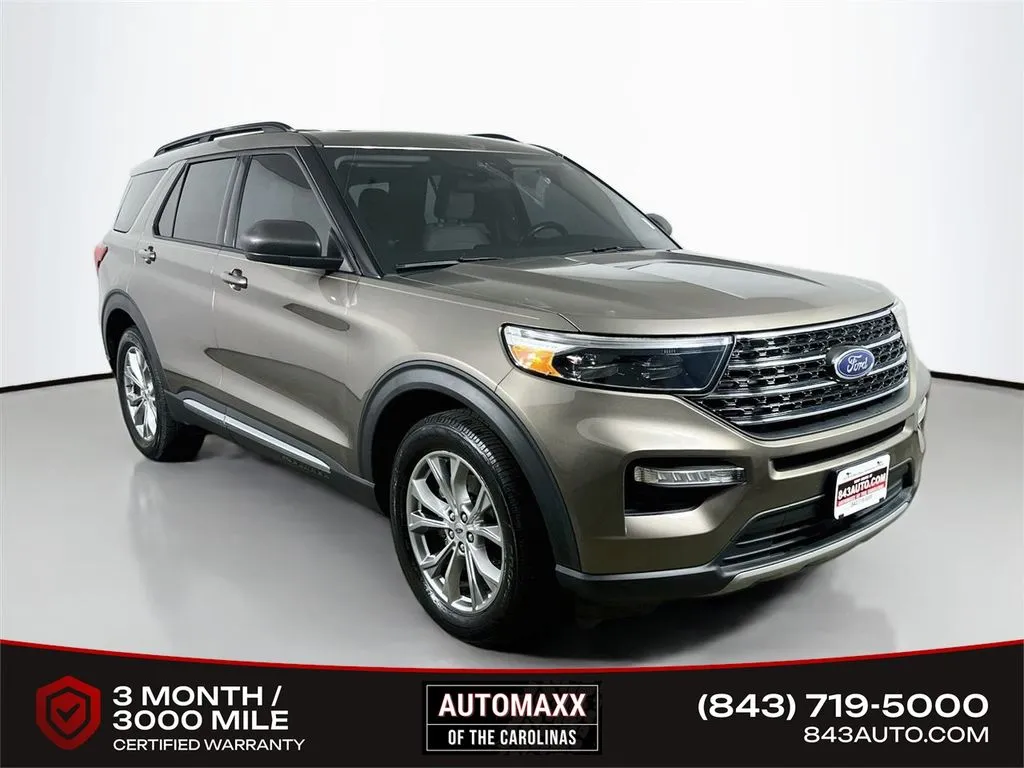 2021 Ford Explorer XLT 4WD's photo