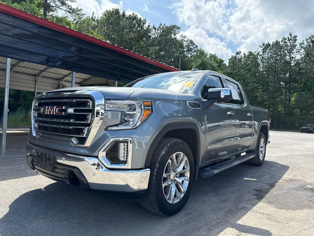 2019 GMC Sierra 4WD Crew Cab Short Box SLT's photo