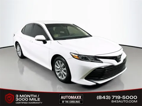 White 2018 Toyota Camry LE for sale in Summerville, SC