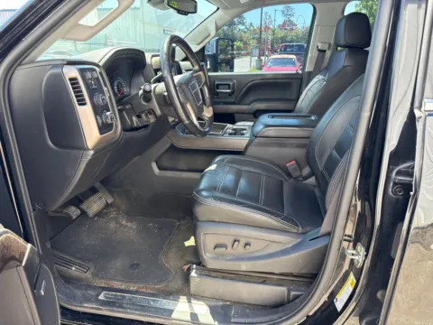 More photos of 2017 GMC Sierra 2500HD Denali at Automaxx of the Carolinas, SC