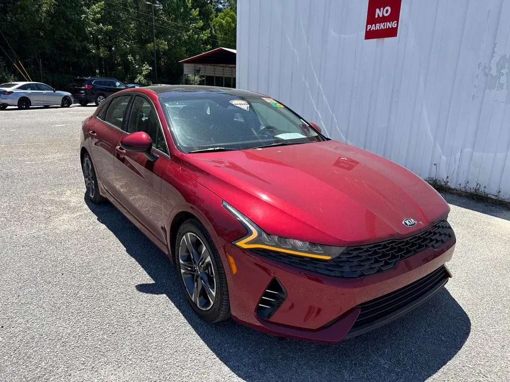2021 Kia Optima EX FWD's photo