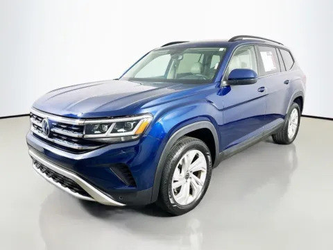Another view of 2021 Volkswagen Atlas 3.6L V6 SE w/Technology for sale in Summerville, SC at Automaxx of the Carolinas