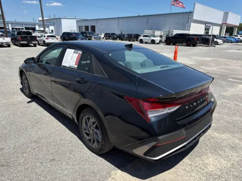 More photos of 2024 Hyundai Elantra SEL at Automaxx of the Carolinas, SC